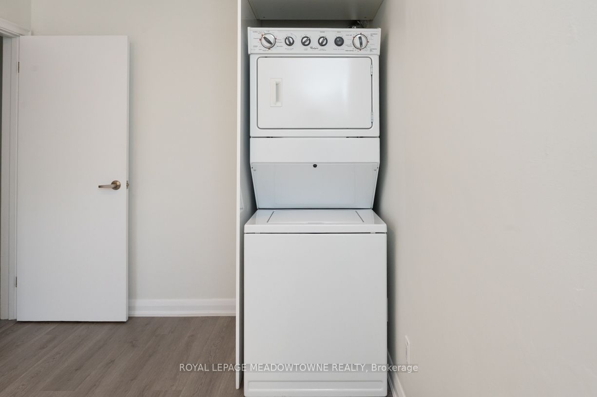 33 Broadview Avenue, #3