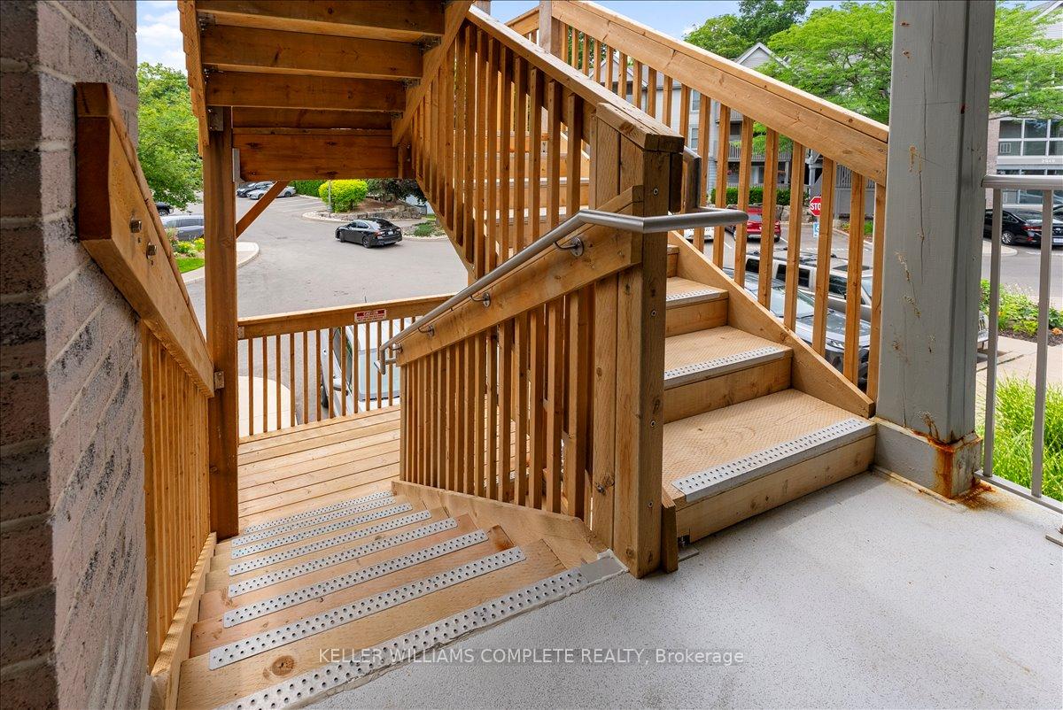 2 Bedrooms Condo at 2010 CLEAVER,  Burlington For sale