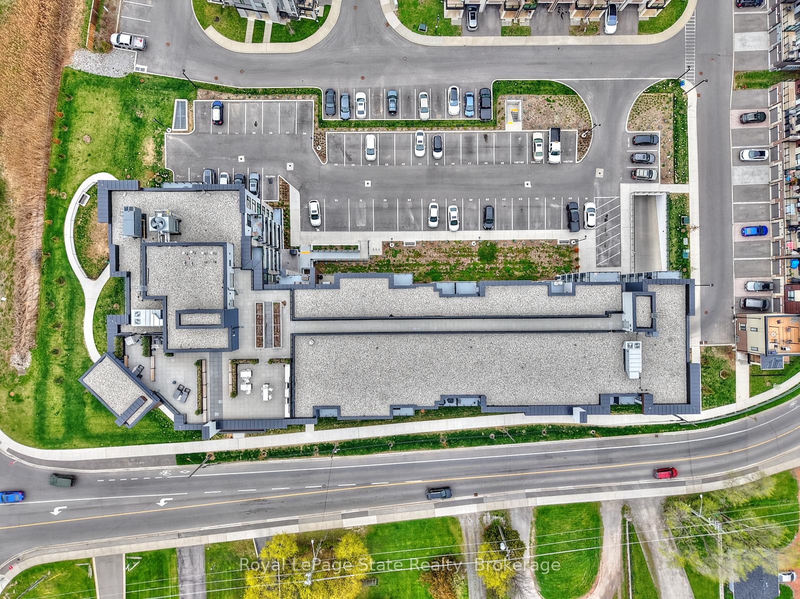1 Bedroom Condo at 600 North Service, Hamilton For sale