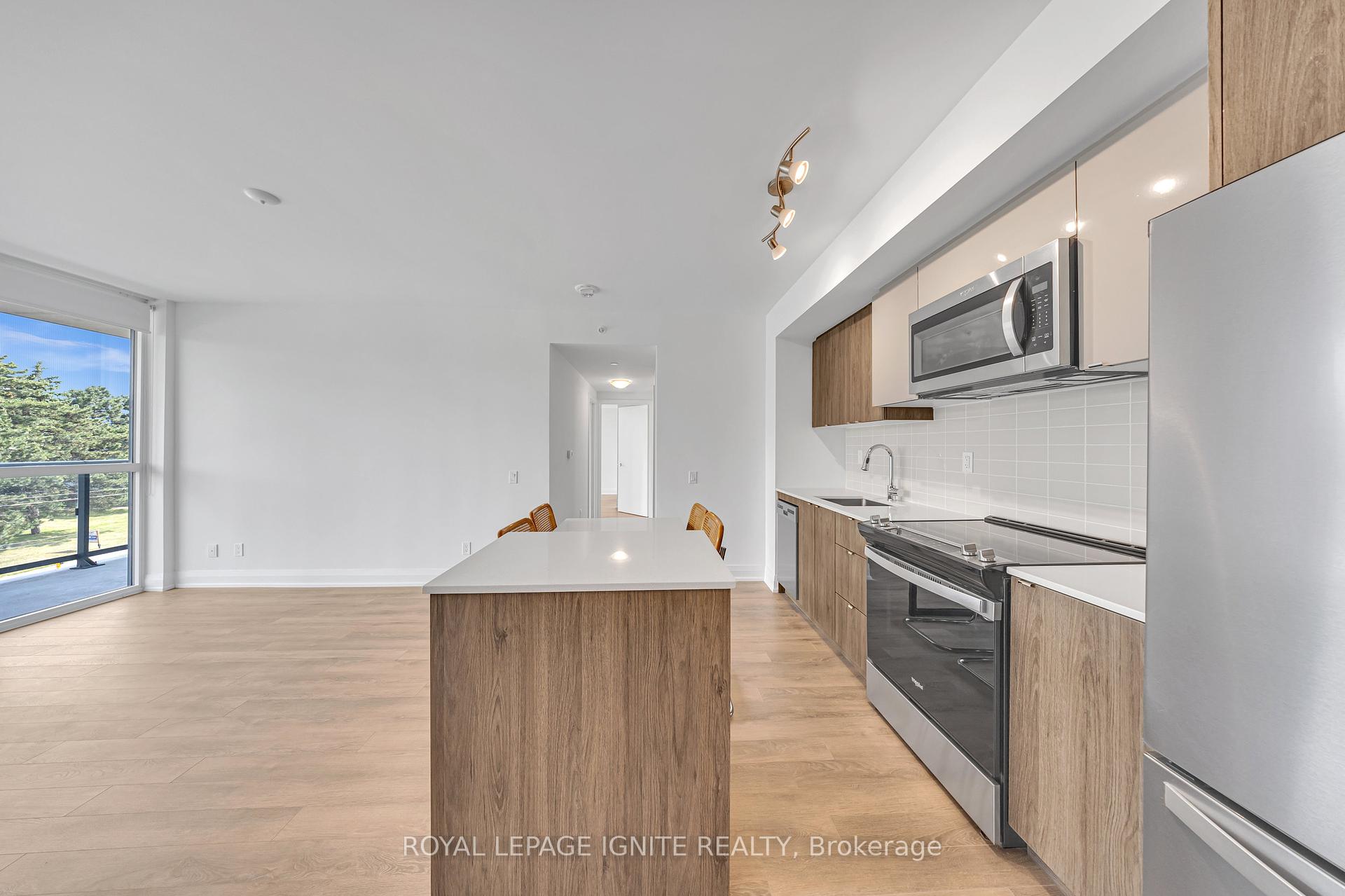 3 Bedrooms Condo at 1461 Lawrence, Toronto For sale
