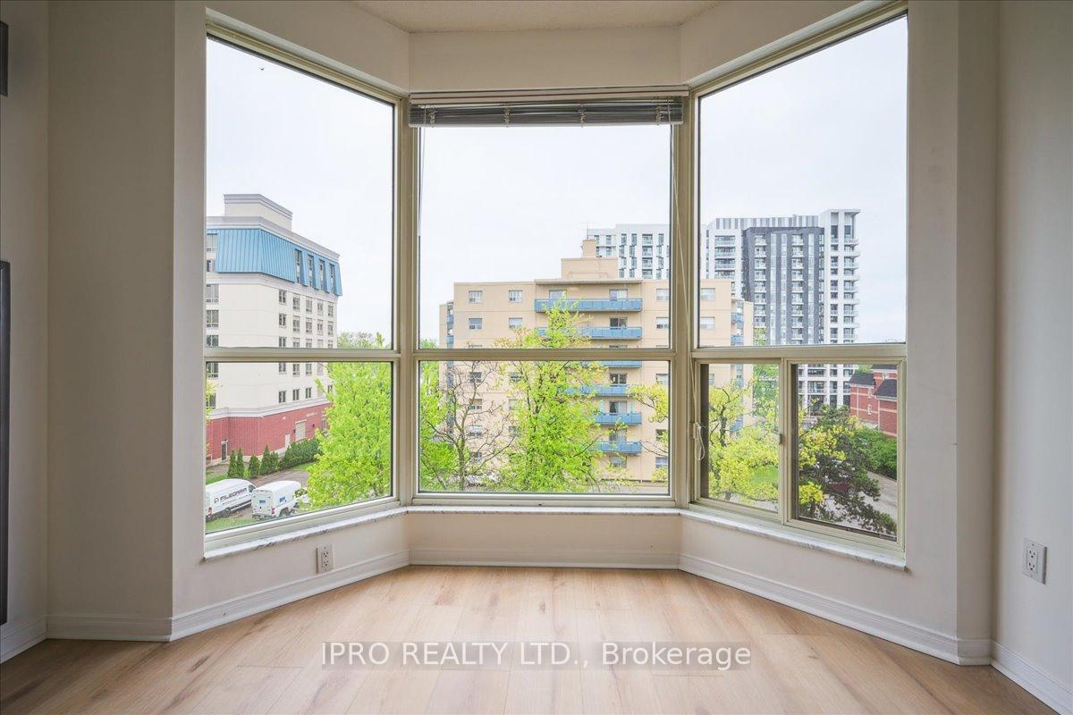 1 Bedroom Condo at 2511 Lakeshore, Oakville For sale