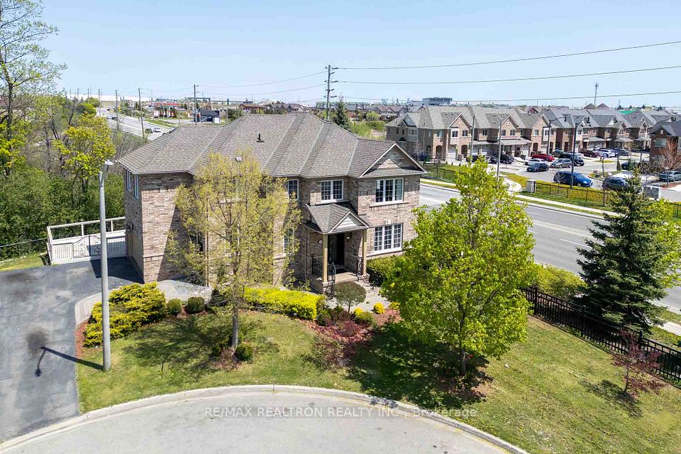 12 Edgevalley