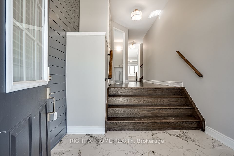 227 Thompson Road, Haldimand, ON N3W 0C4