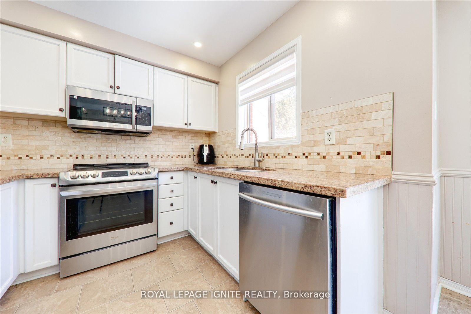 355 Sparrow Circle