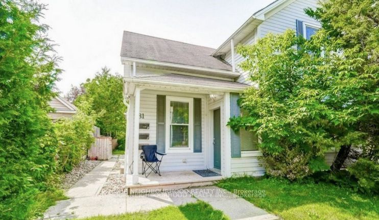 81 Wellington Street E