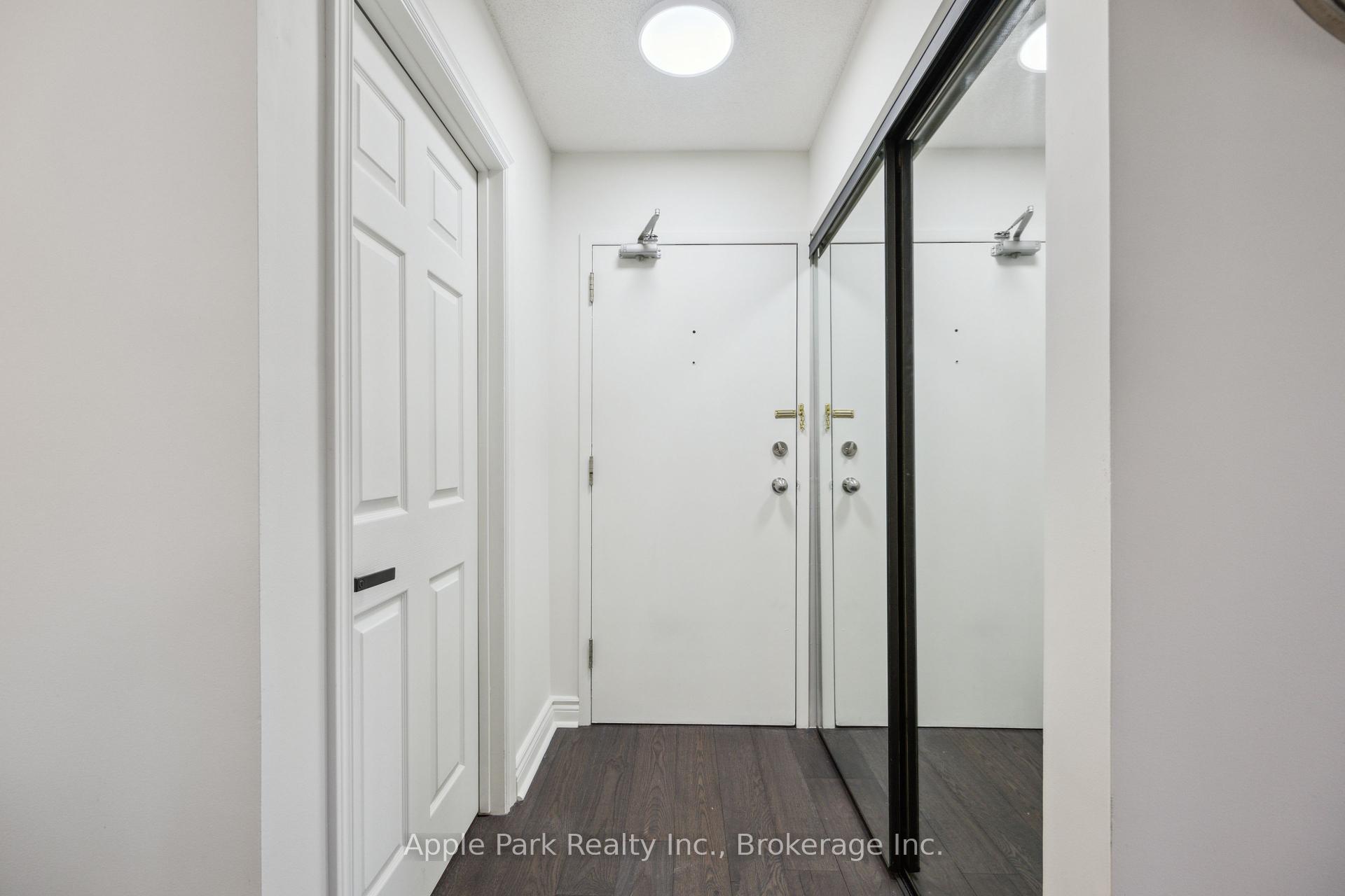 2 Bedrooms Condo at 1450 Glen Abbey,  Oakville For sale