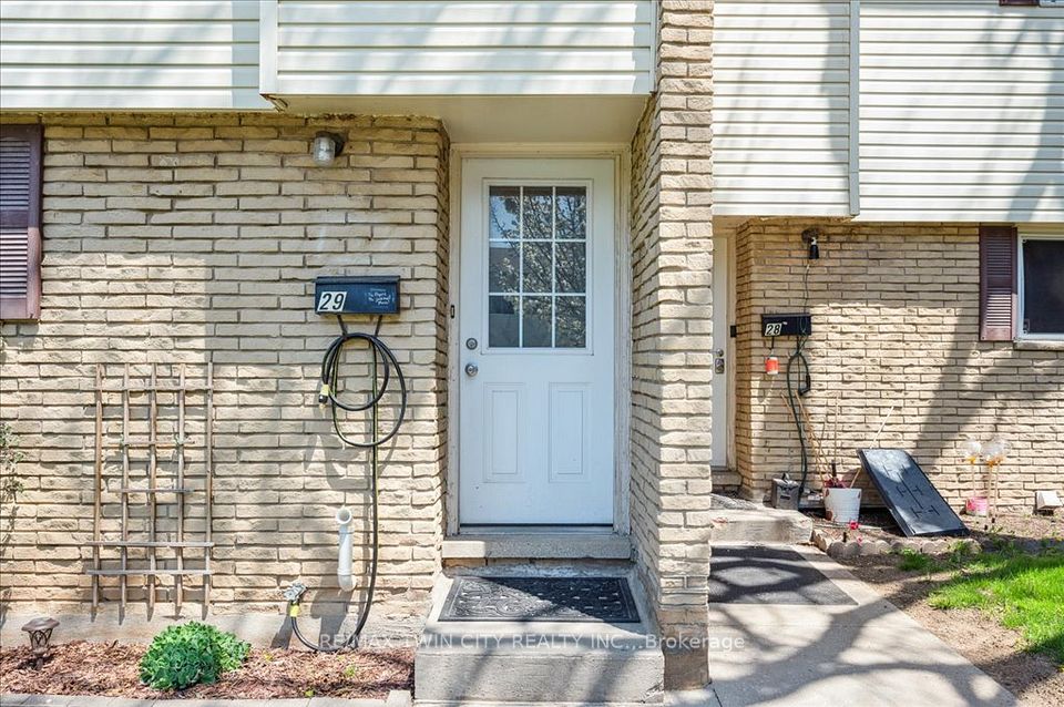 #29 - 211 Veronica Drive, Kitchener, ON N2A 2R8