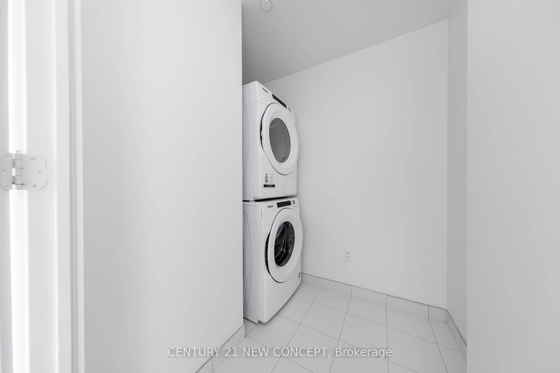 2 Bedrooms Condo at 480 Front, Toronto For sale