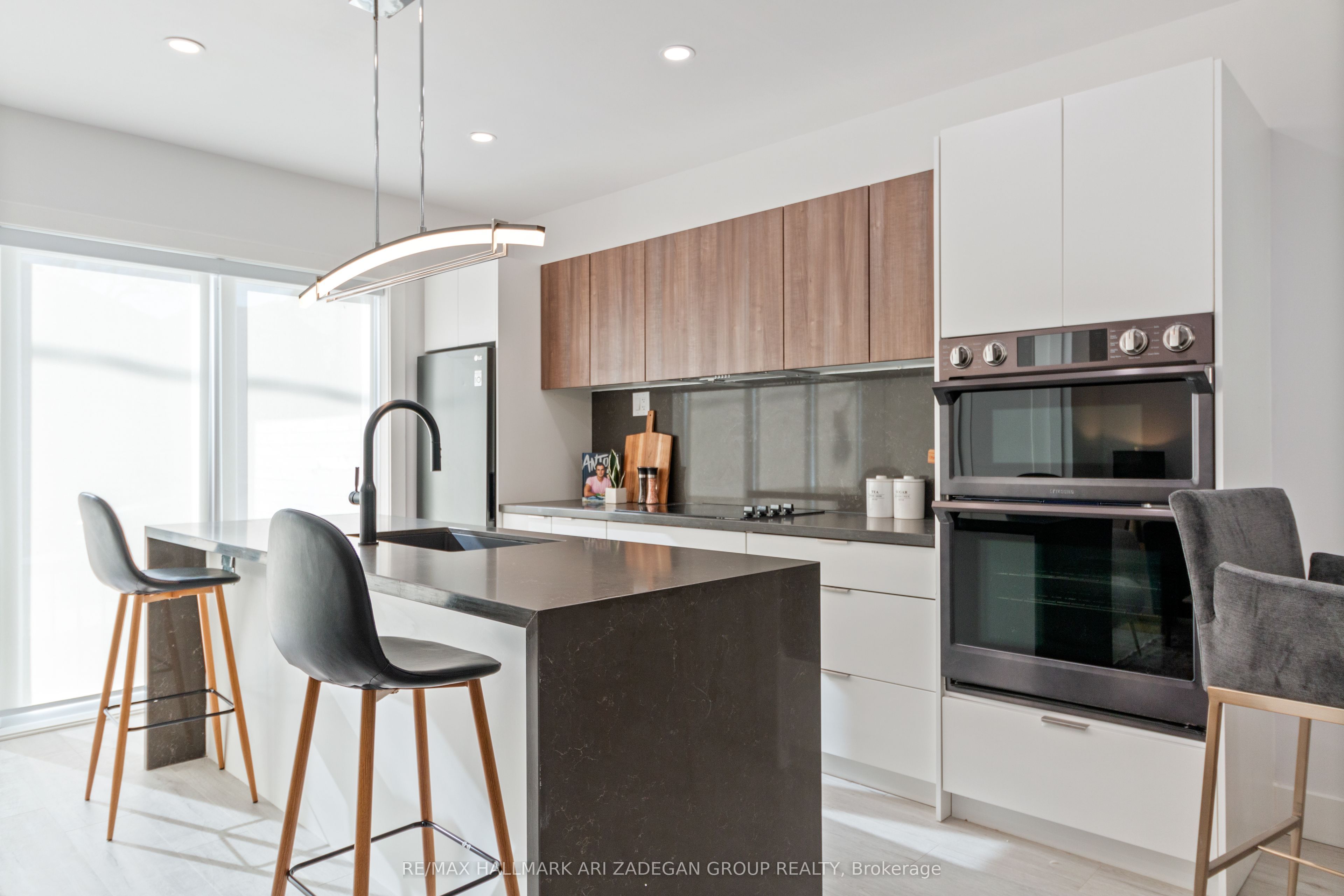 16 Minto Street, #1
