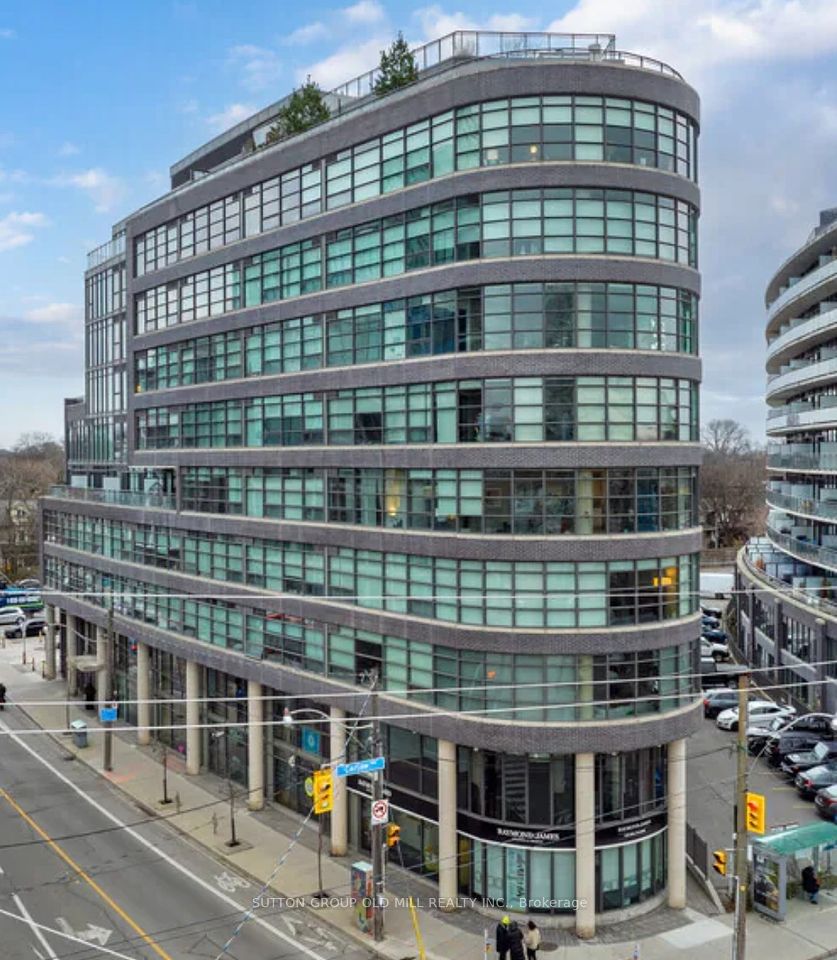 1201 Dundas