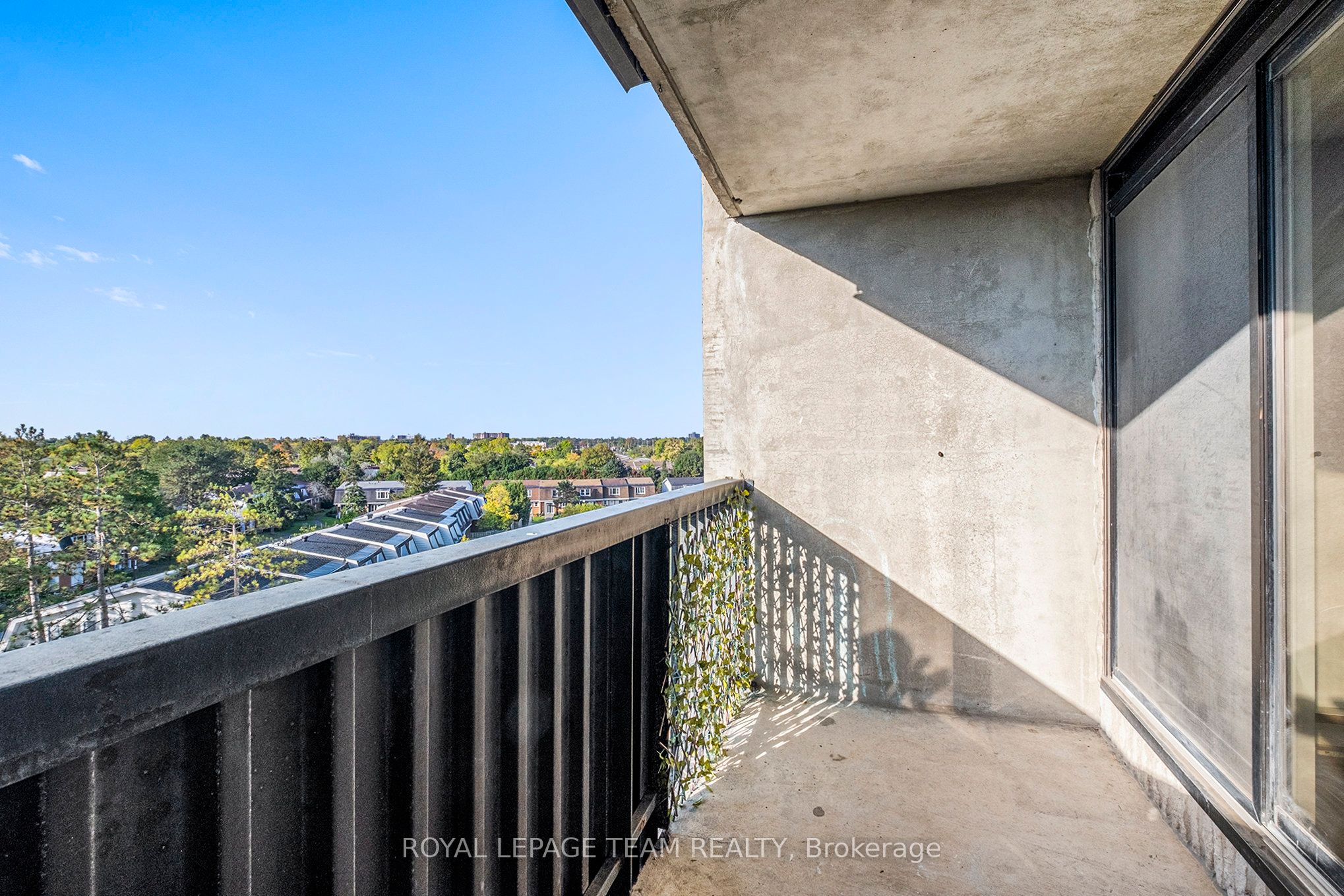 900 DYNES Road #507, Mooneys Bay - Carleton Heights and Area 4702 - Carleton Square