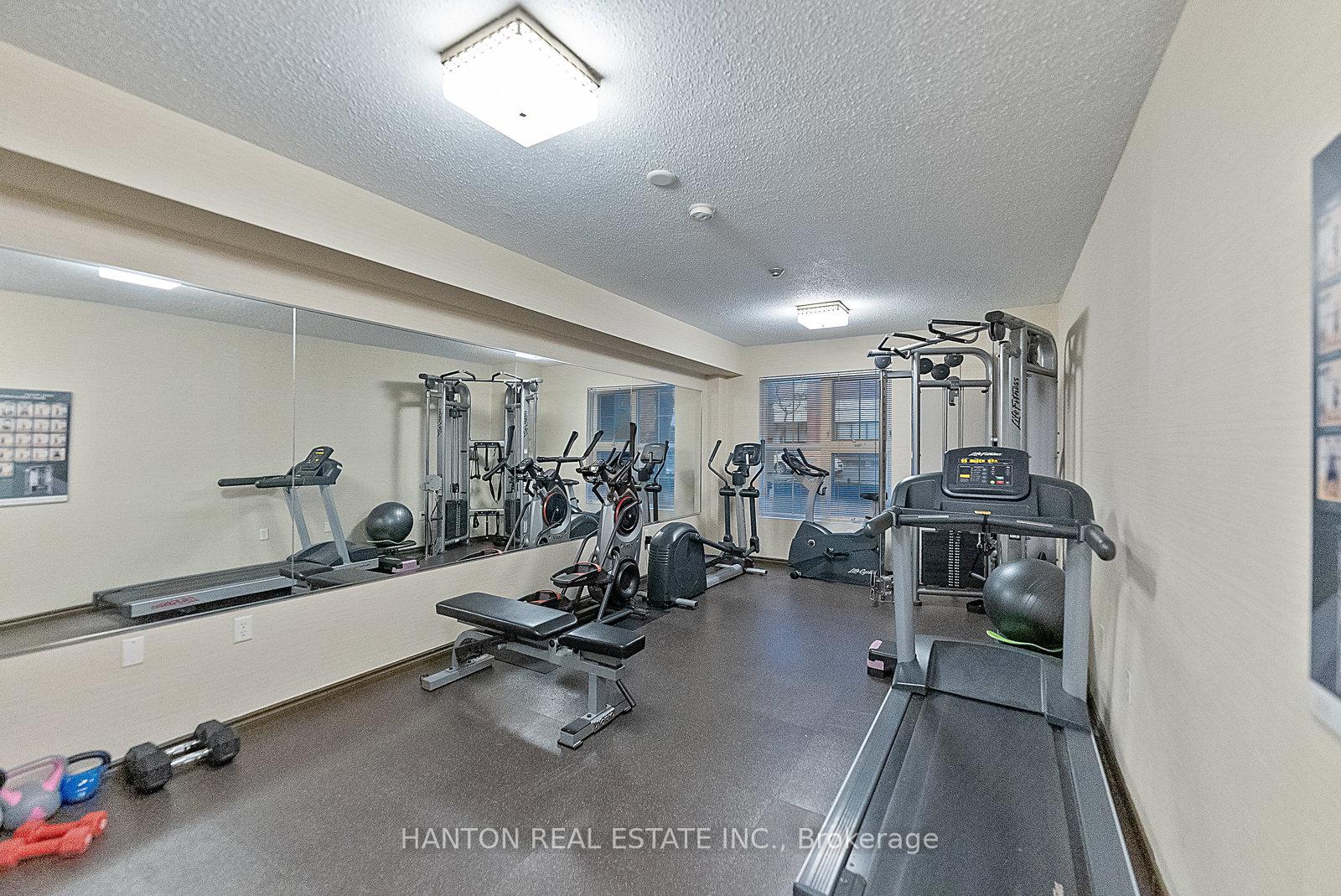 2 Bedrooms Condo at 77 Mcmurrich,  Toronto For sale
