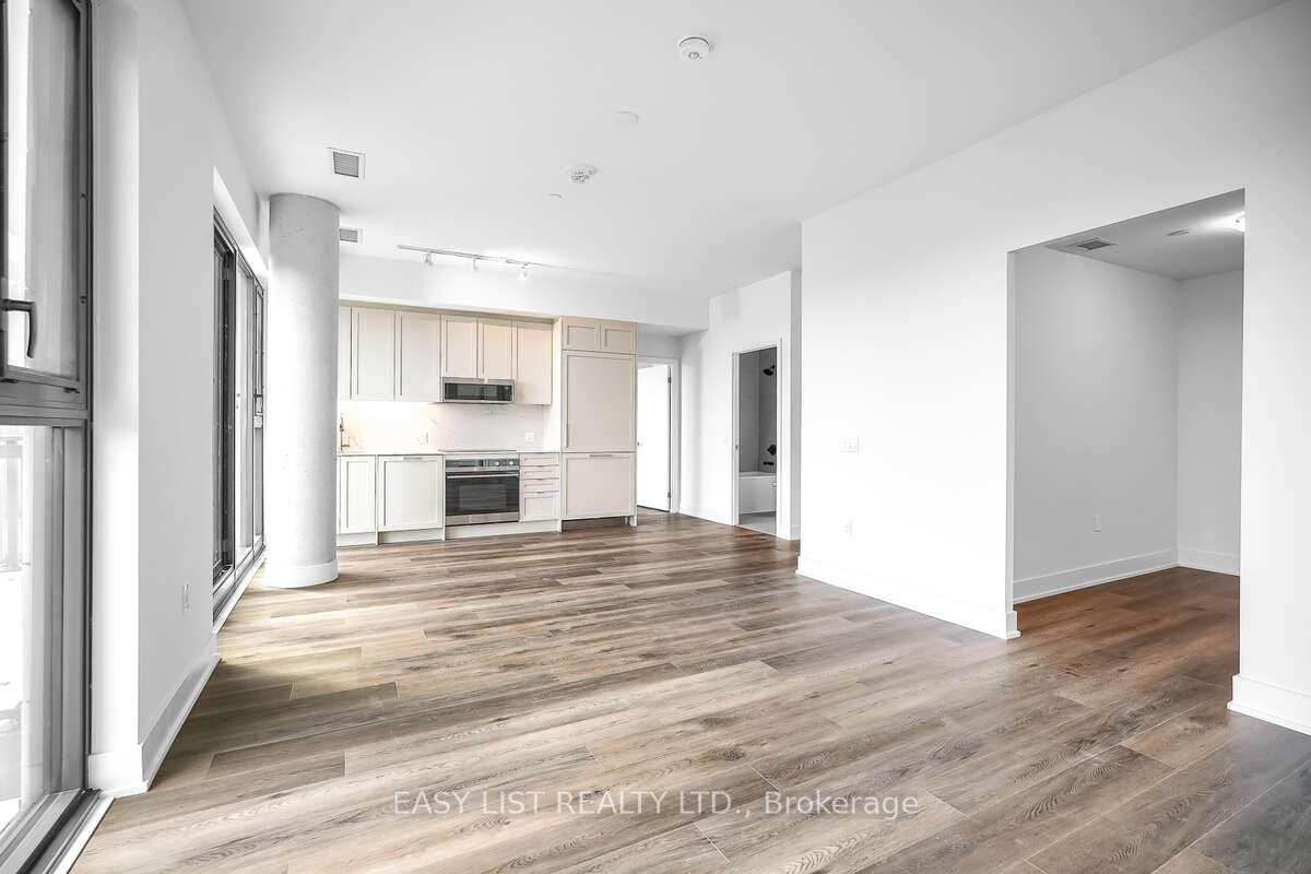 3 Bedrooms Condo at 250 Lawrence, Toronto For sale