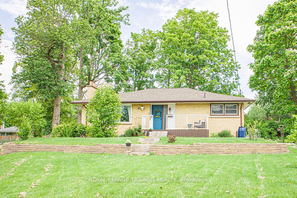 18 Thorncrest