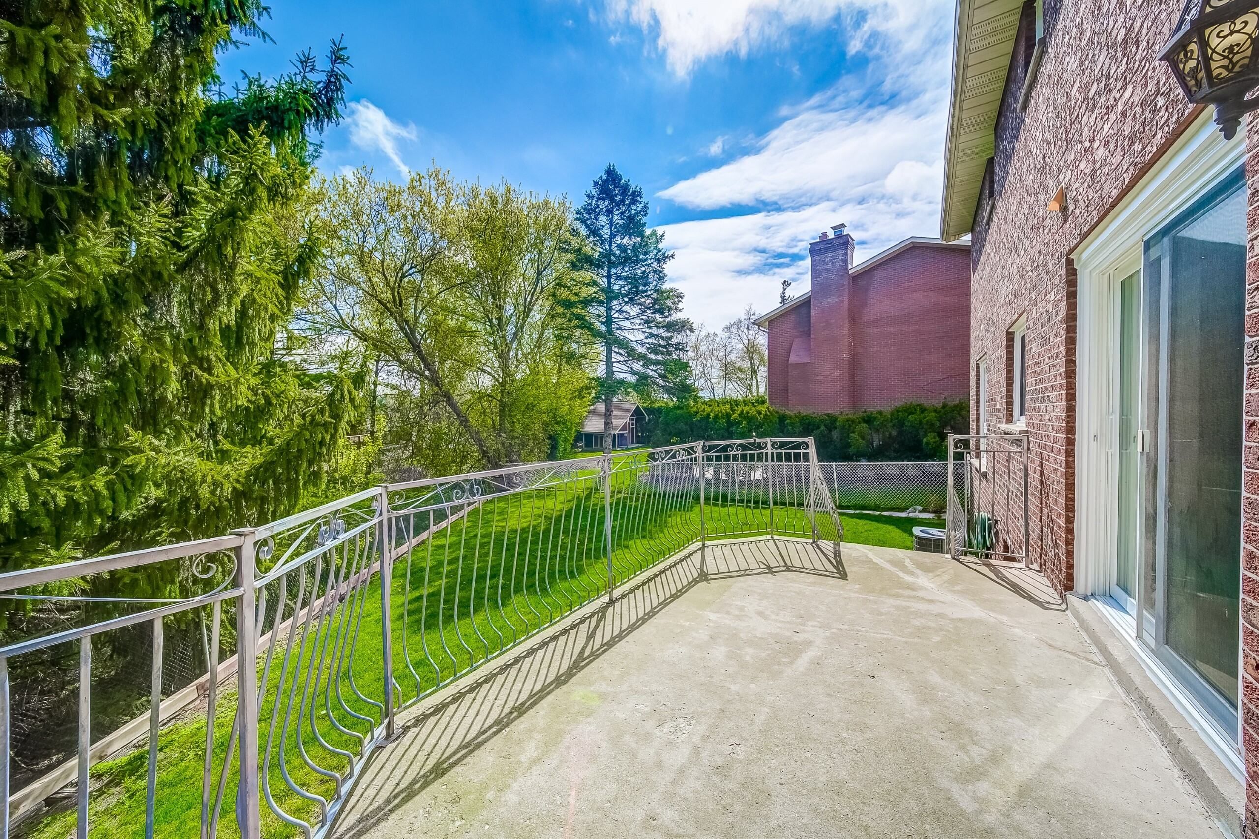 85 Villa Park Drive