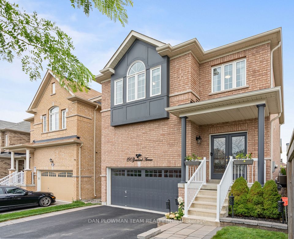 898 Groveland