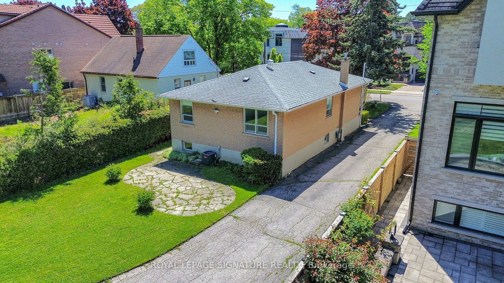82 Northwood Drive