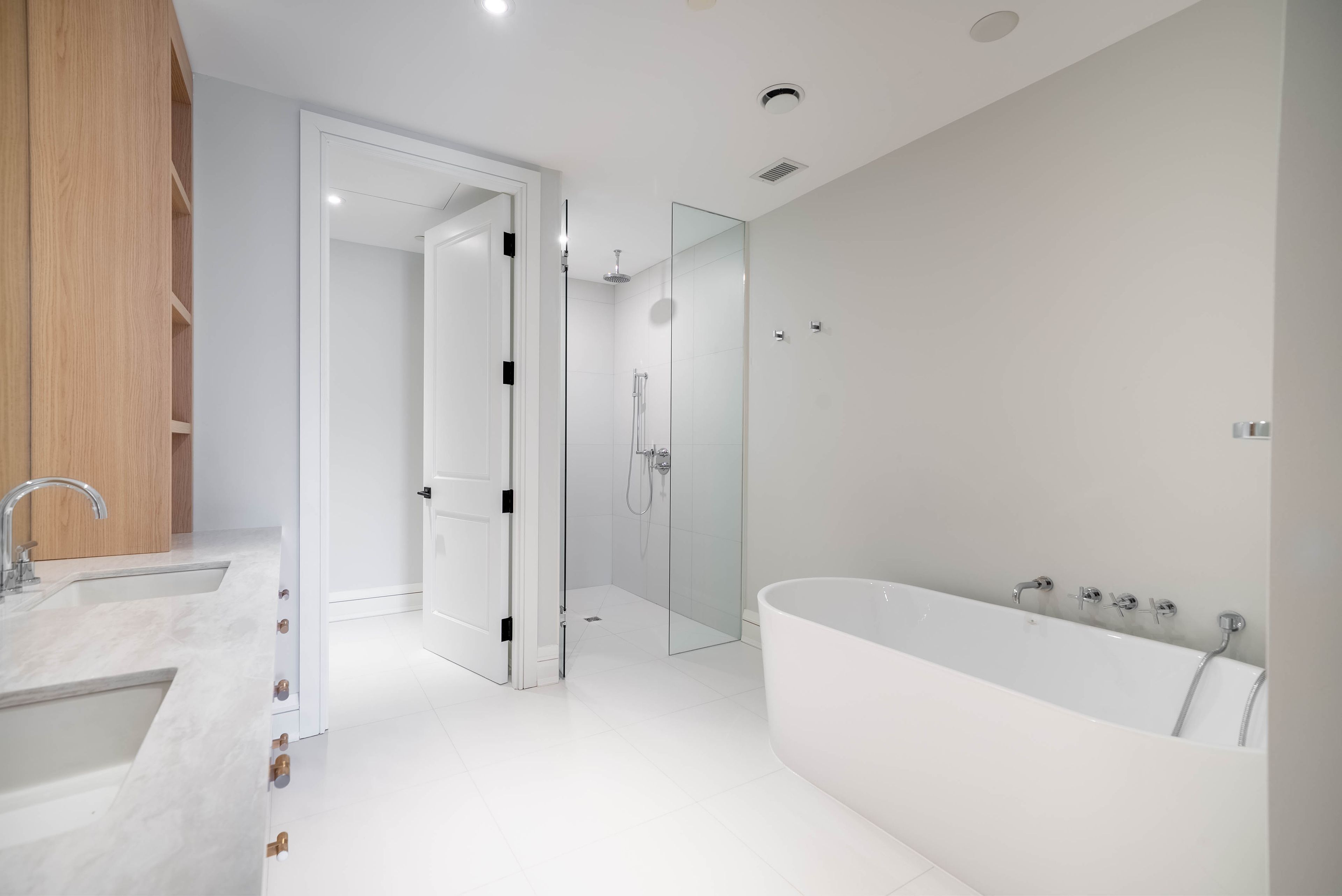 2010 Bathurst Street 6A