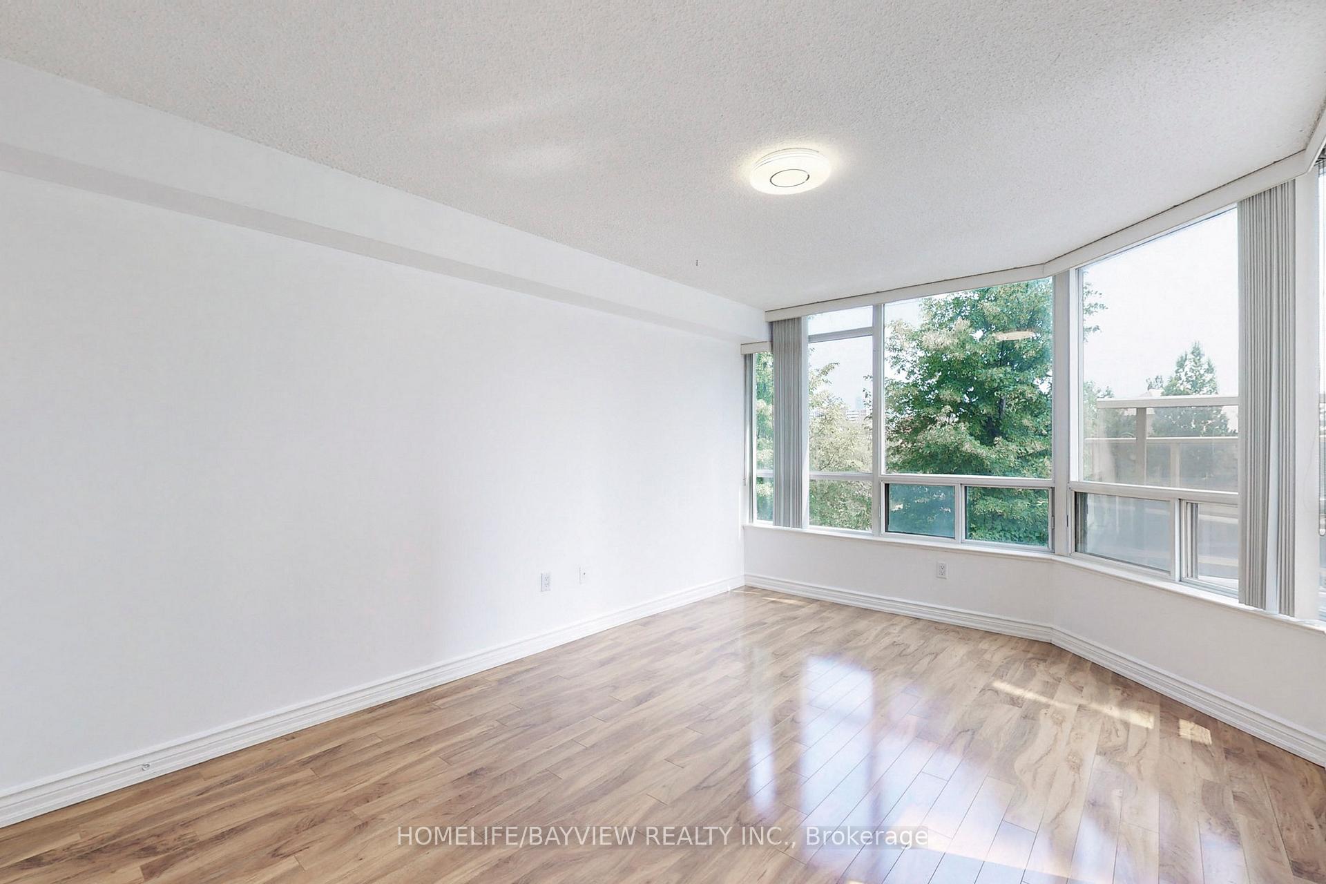 4 Bedrooms Condo at 168 Bonis, Toronto For sale