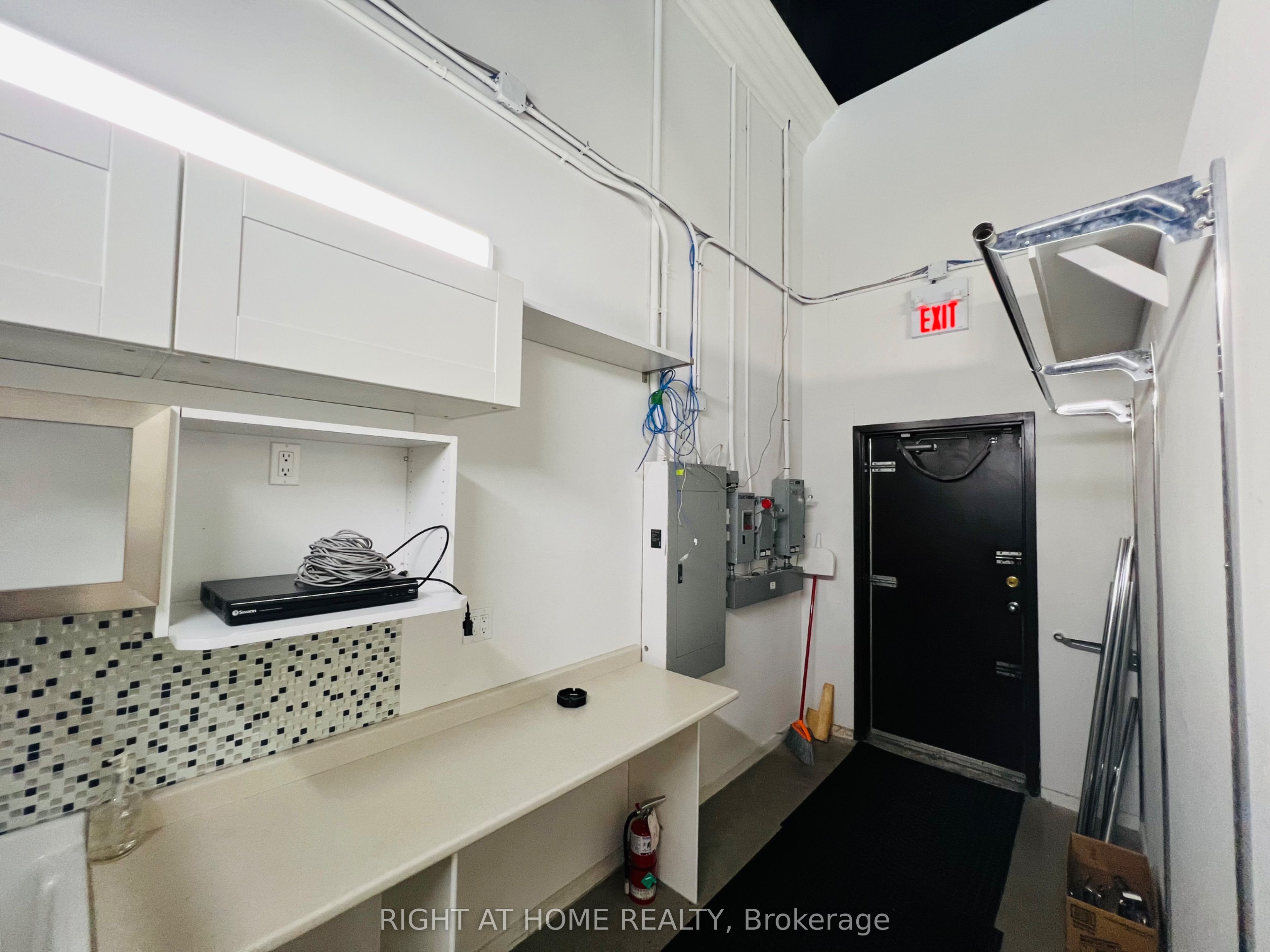7540 Weston Road, #B4