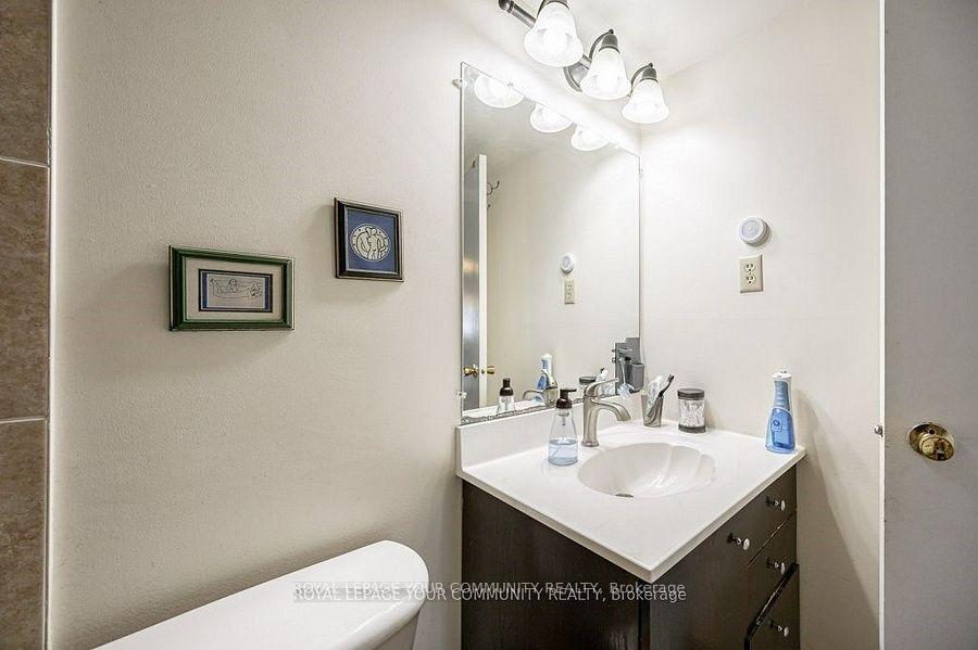 4 Bedrooms Condo at 133 Torresdale, Toronto For sale