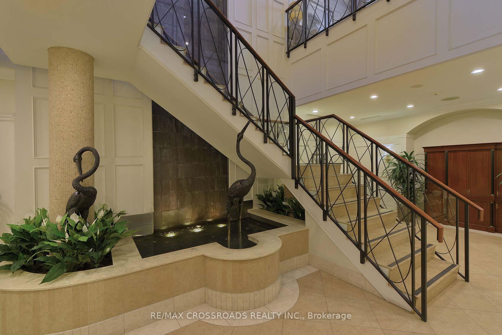 3 Bedrooms Condo at 5233 Dundas,  Toronto For sale
