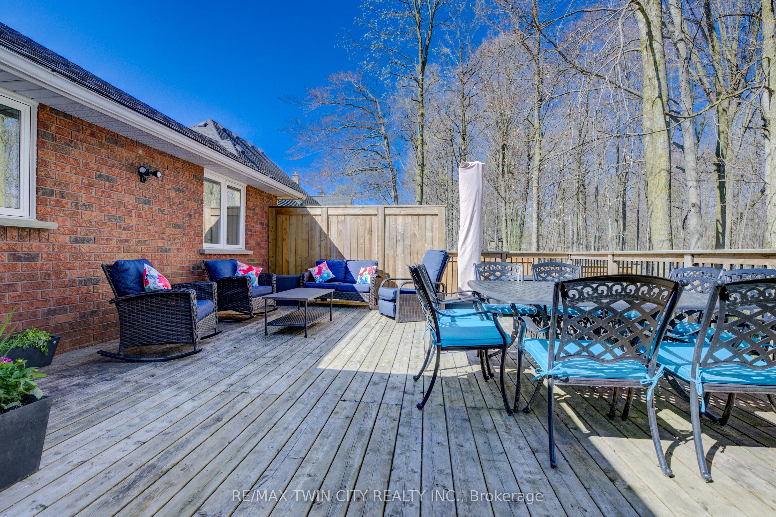 439 Northlake Drive