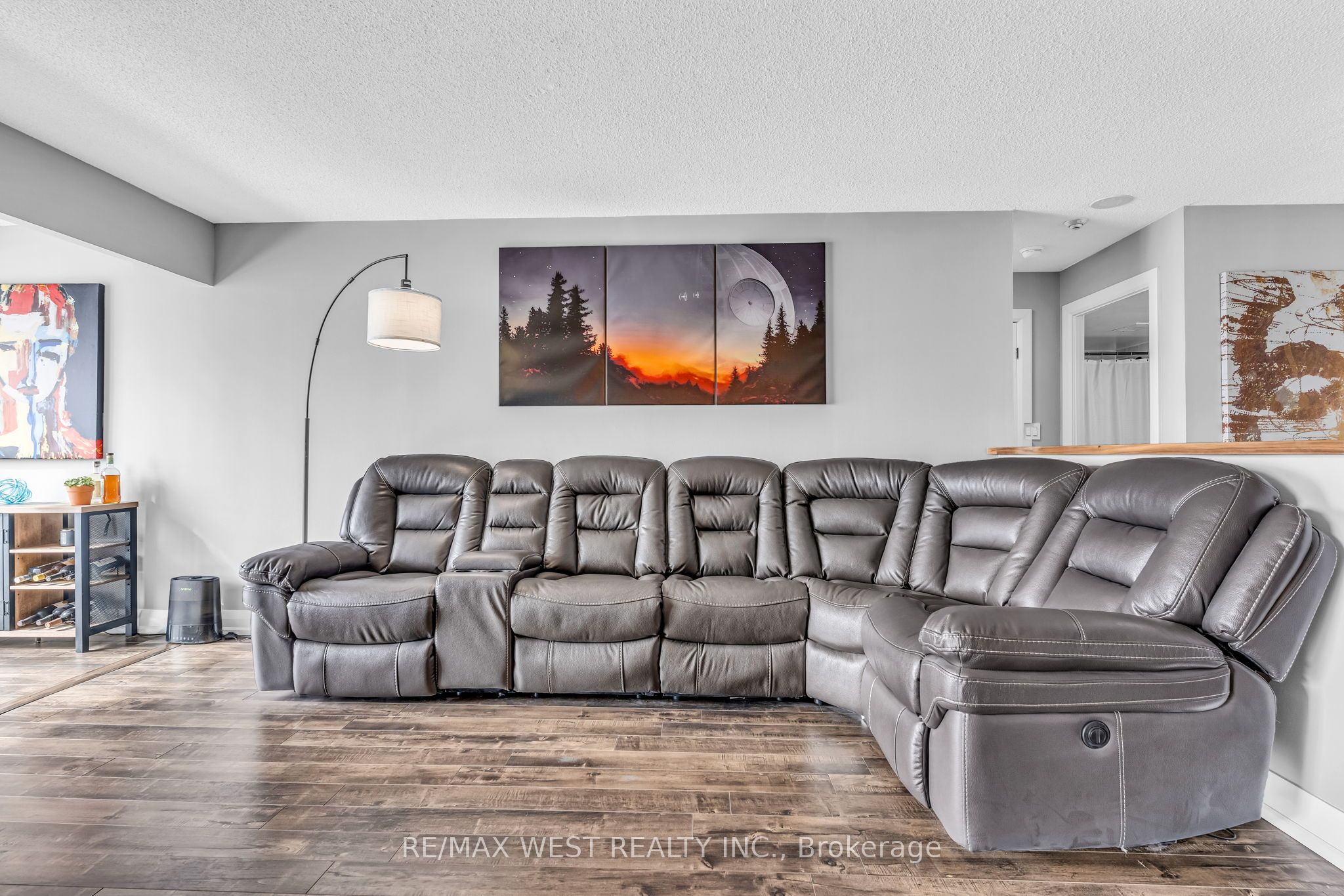 145 Hillcrest Avenue, #1615