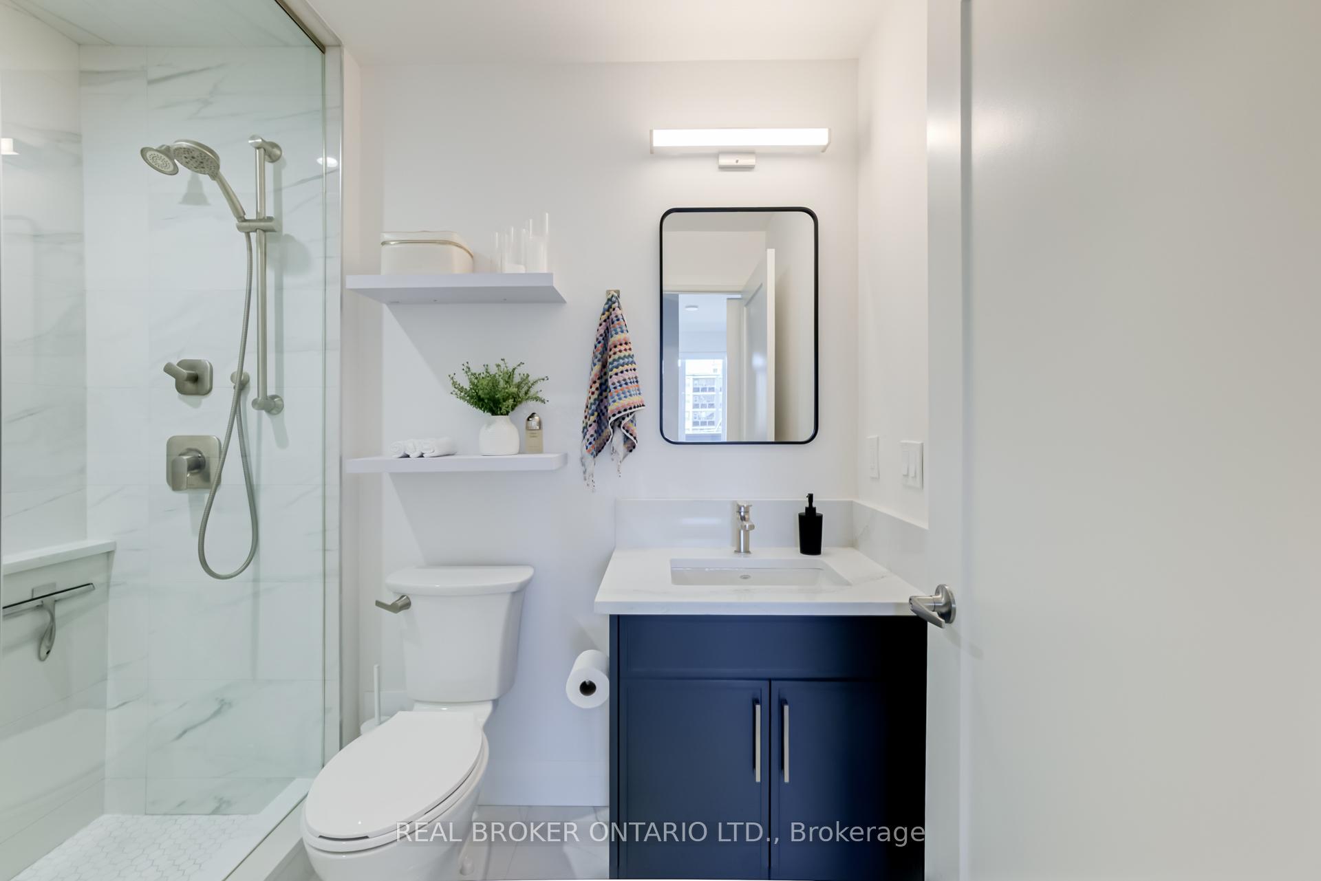2 Bedrooms Condo at 500 Brock,  Burlington For sale
