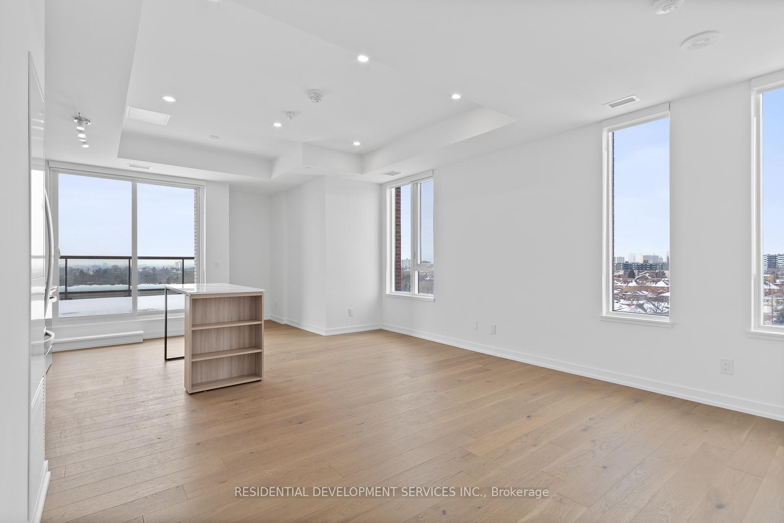 3 Bedrooms Condo at 3100 Keele,  Toronto For sale