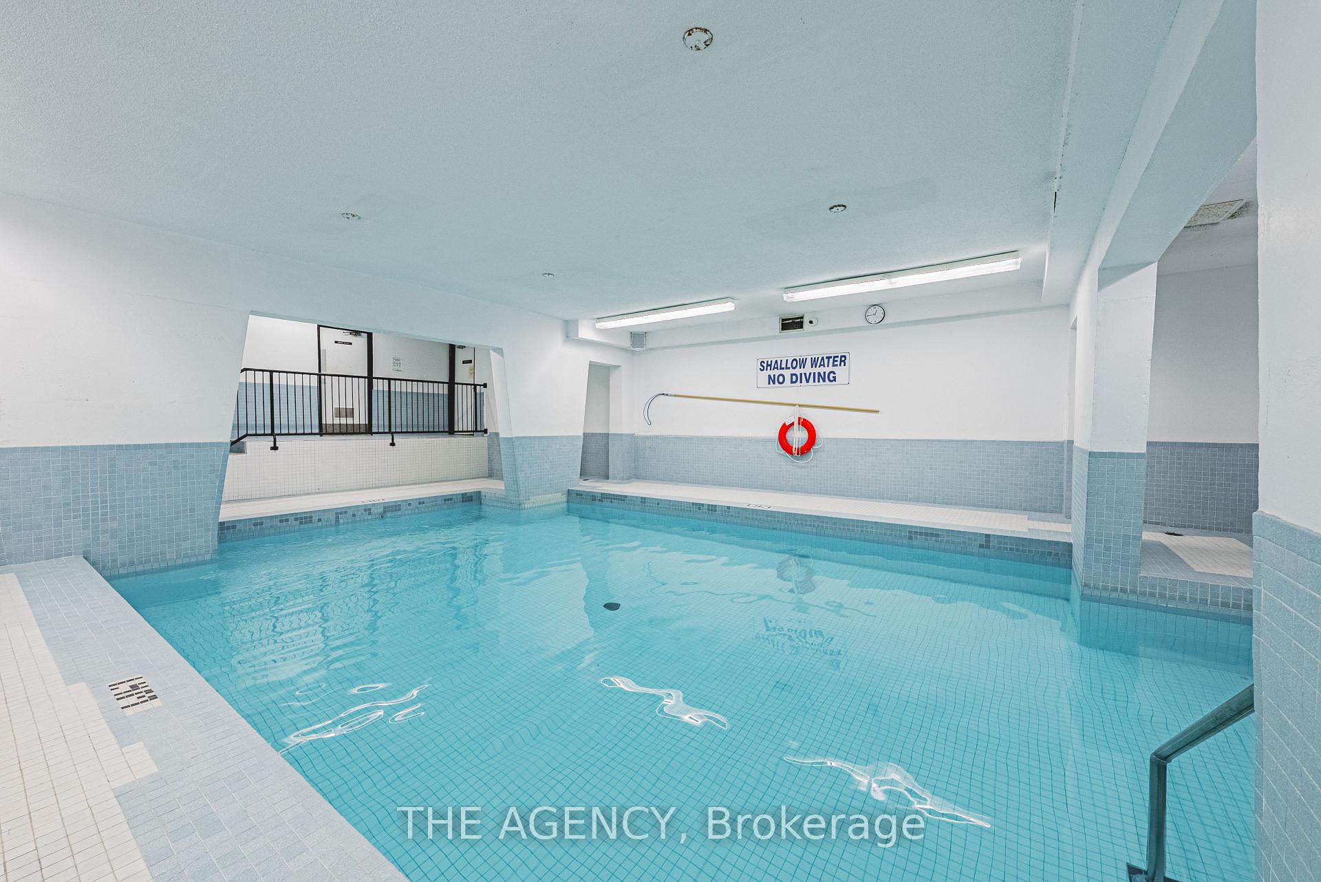 1 Bedroom Condo at 975 Warwick, Burlington For sale
