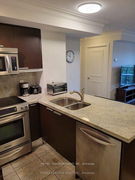 1 Bedroom Condo at 650 Sheppard, Toronto For sale