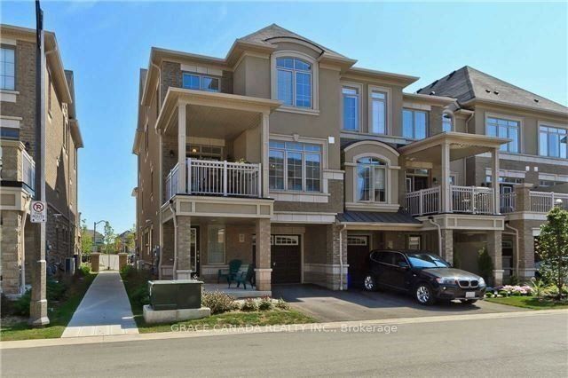 2435 Greenwich Drive