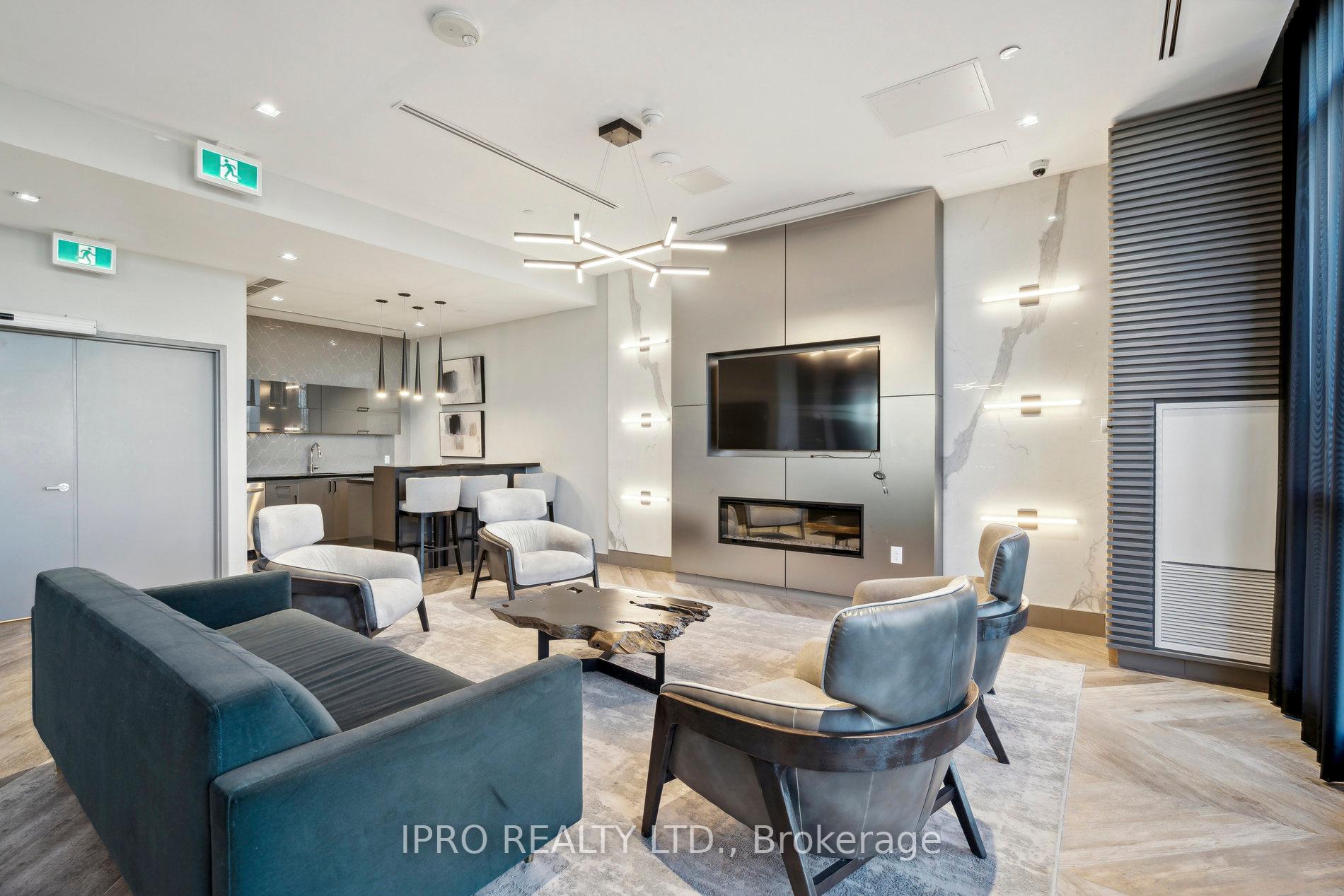 2 Bedrooms Condo at 50 Thomas Riley, Toronto For sale