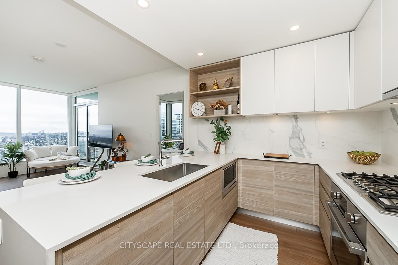 585 Austin Avenue, #1907