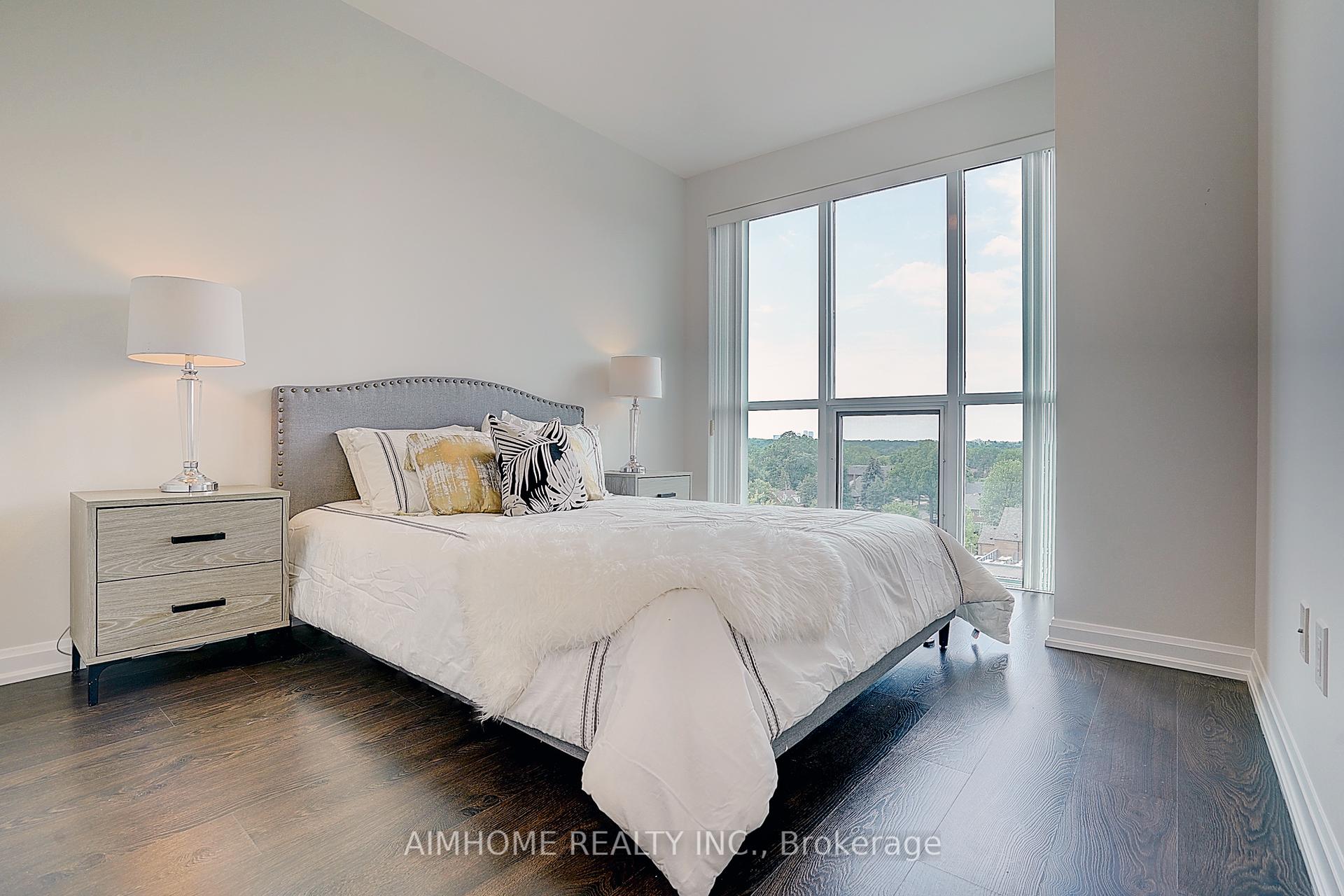 3 Bedrooms Condo at 11 Bogert, Toronto For sale
