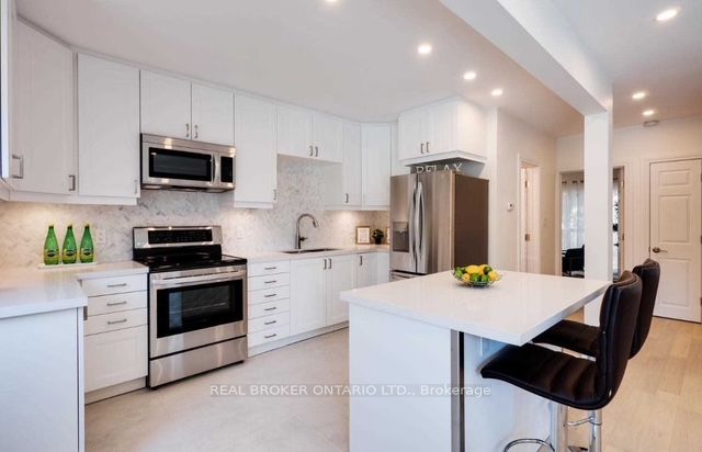 45 Vernon Road E, #Upper Level Only