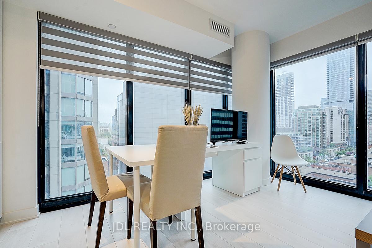 1 Bedroom Condo at 188 Cumberland, Toronto For sale