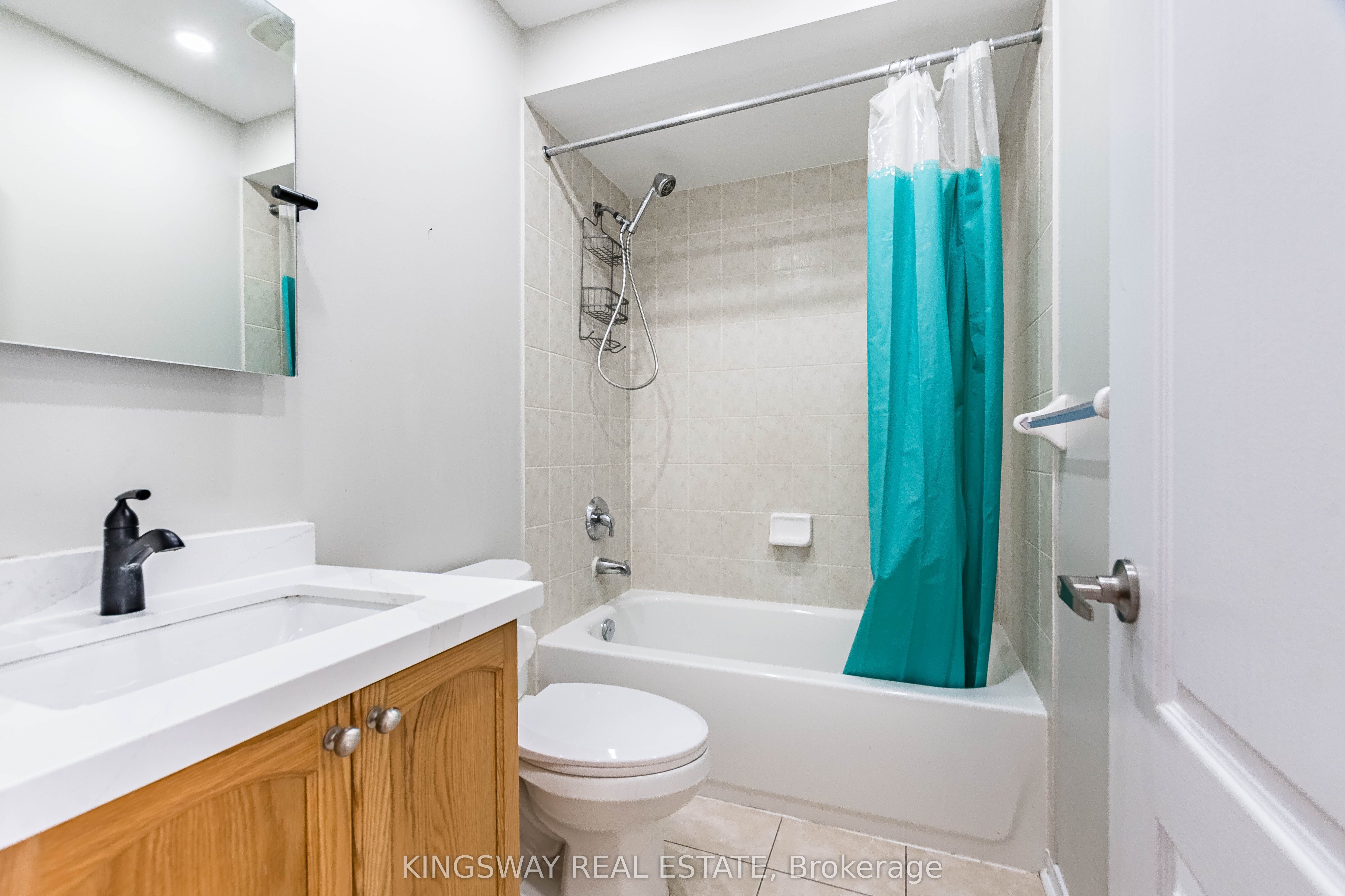 5821 Tiz Road, Mississauga Hurontario