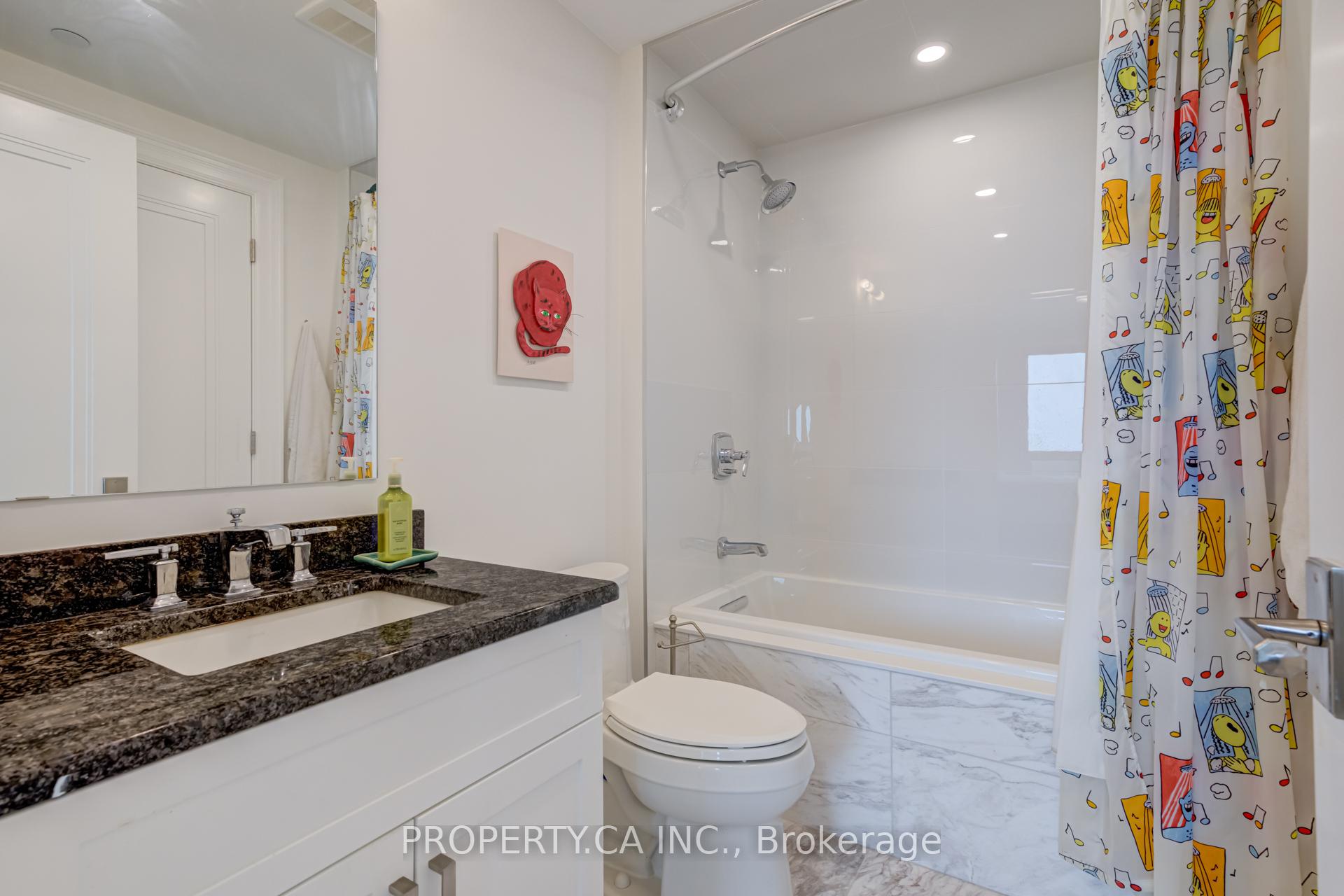 3 Bedrooms Condo at 2060 Lakeshore, Burlington For sale