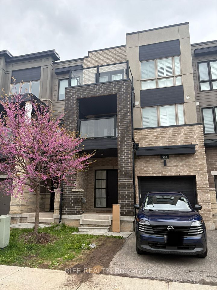 Property at 370 Athabasca Common, Oakville, ON L6H 0R5