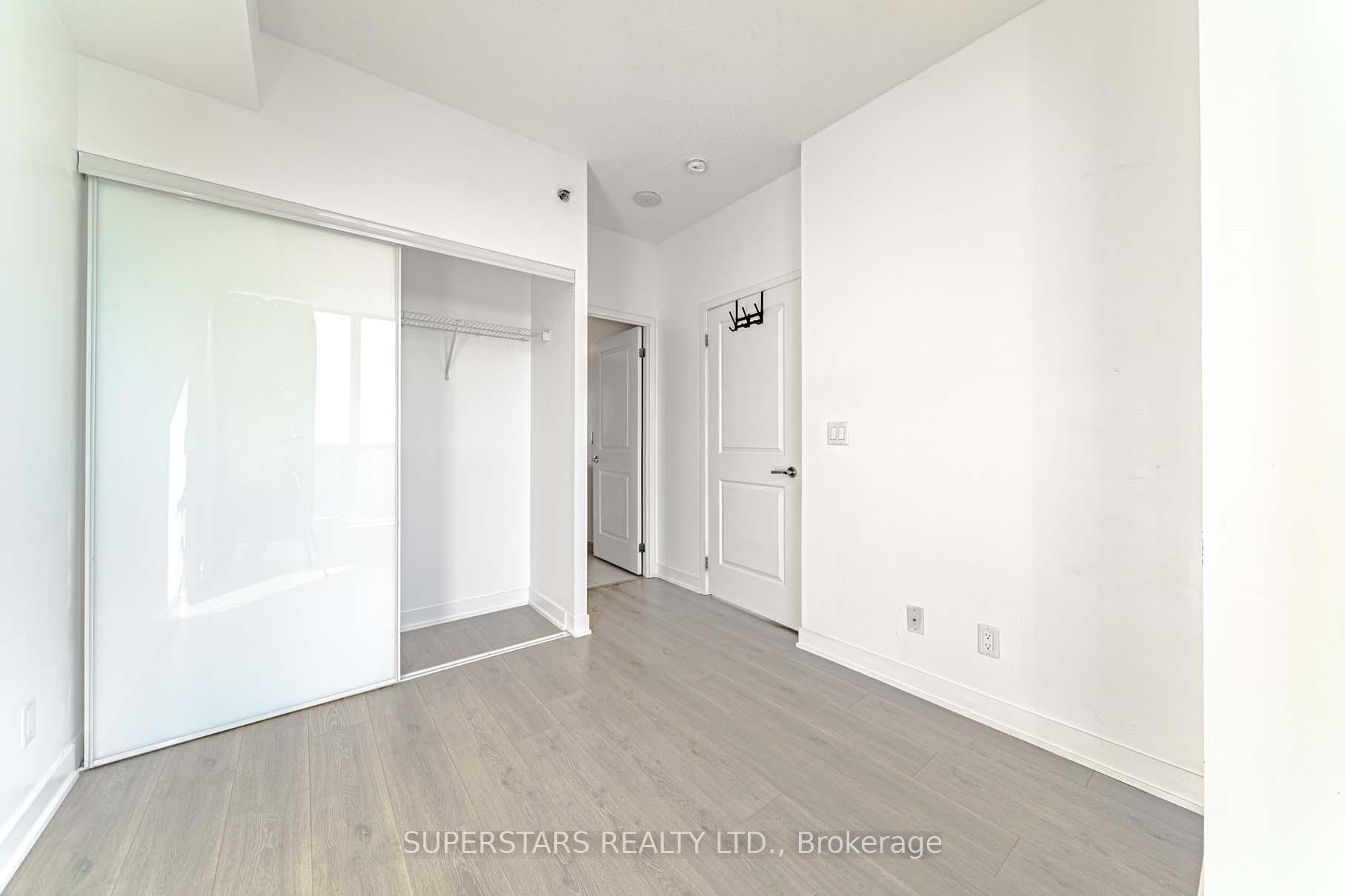 2 Bedrooms Condo at 195 Bonis, Toronto For sale