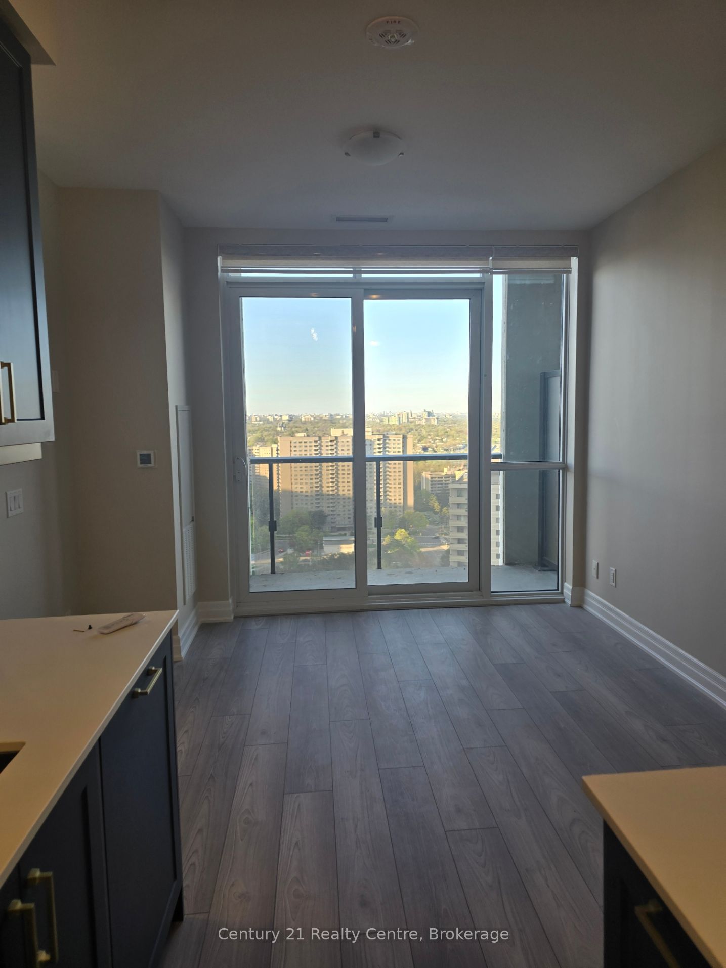 30 Elm Drive, #2002