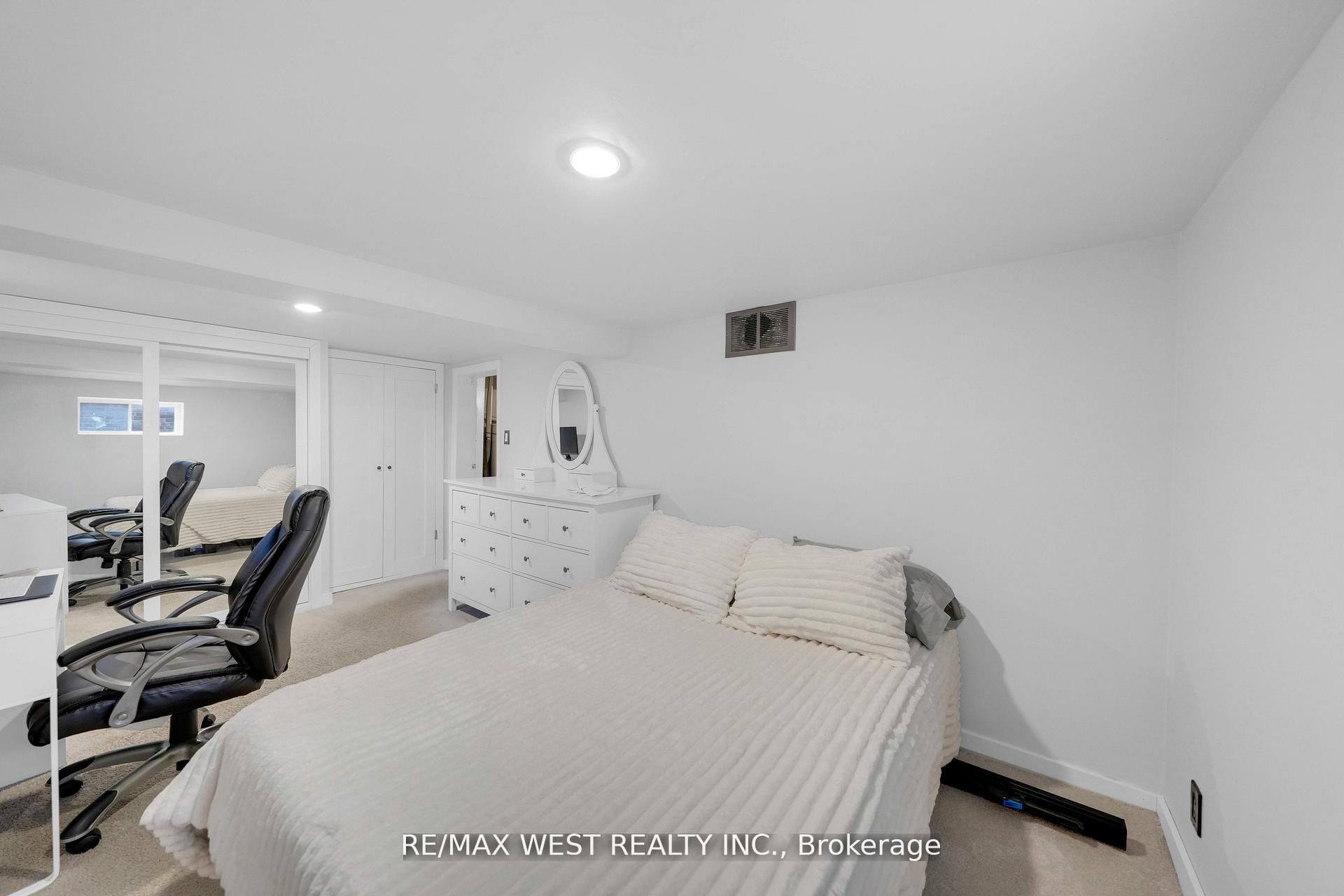 39 Frances Avenue