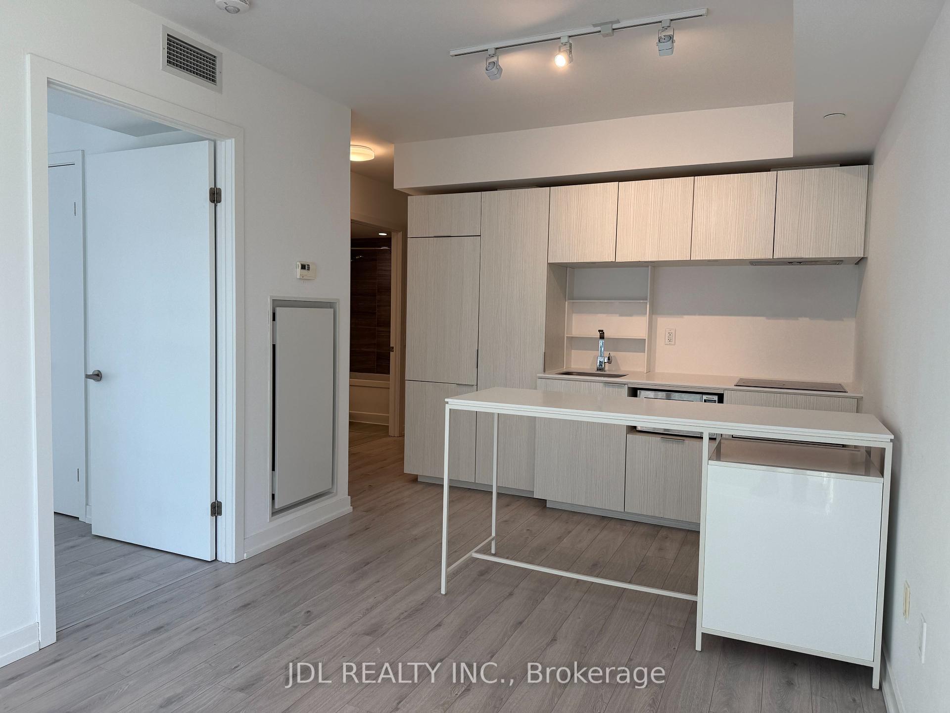 2 Bedrooms Condo at 77 Shuter,  Toronto For sale