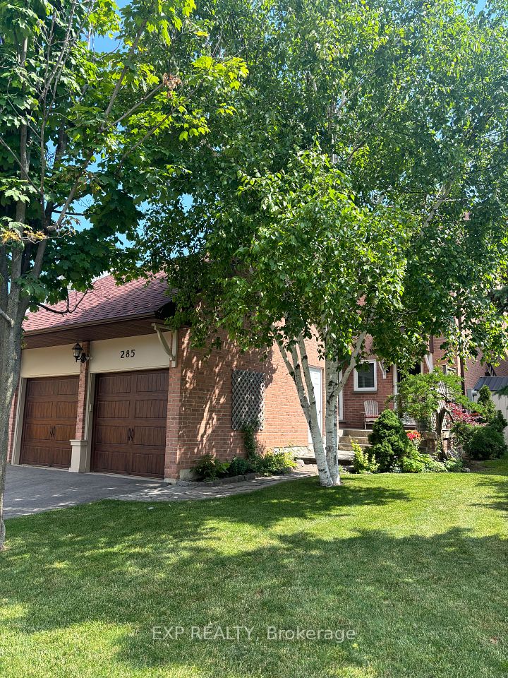 285 Kingsbridge Garden Circle, Mississauga, ON L5R 1L1