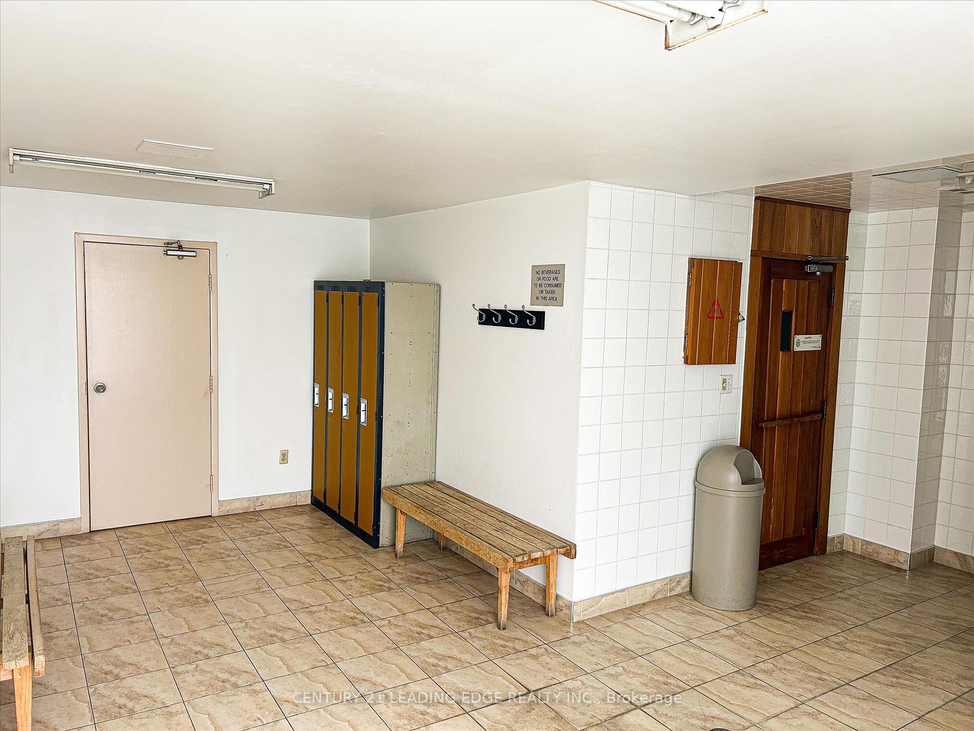 2 Bedrooms Condo at 80 Antibes, Toronto For sale