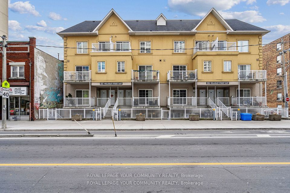207 Wellesley