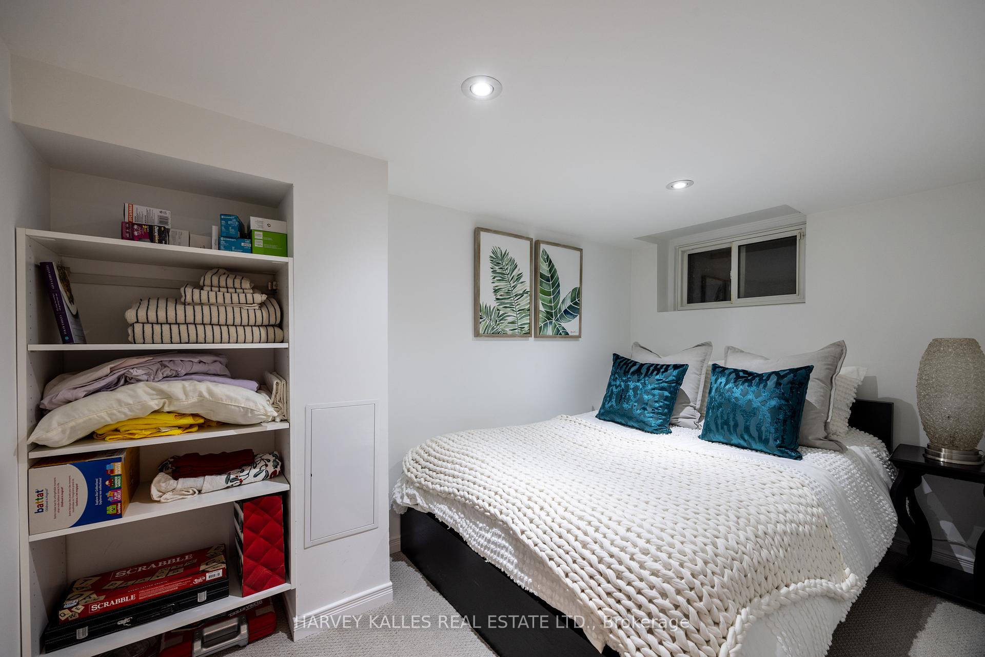 380 Old Orchard Grove