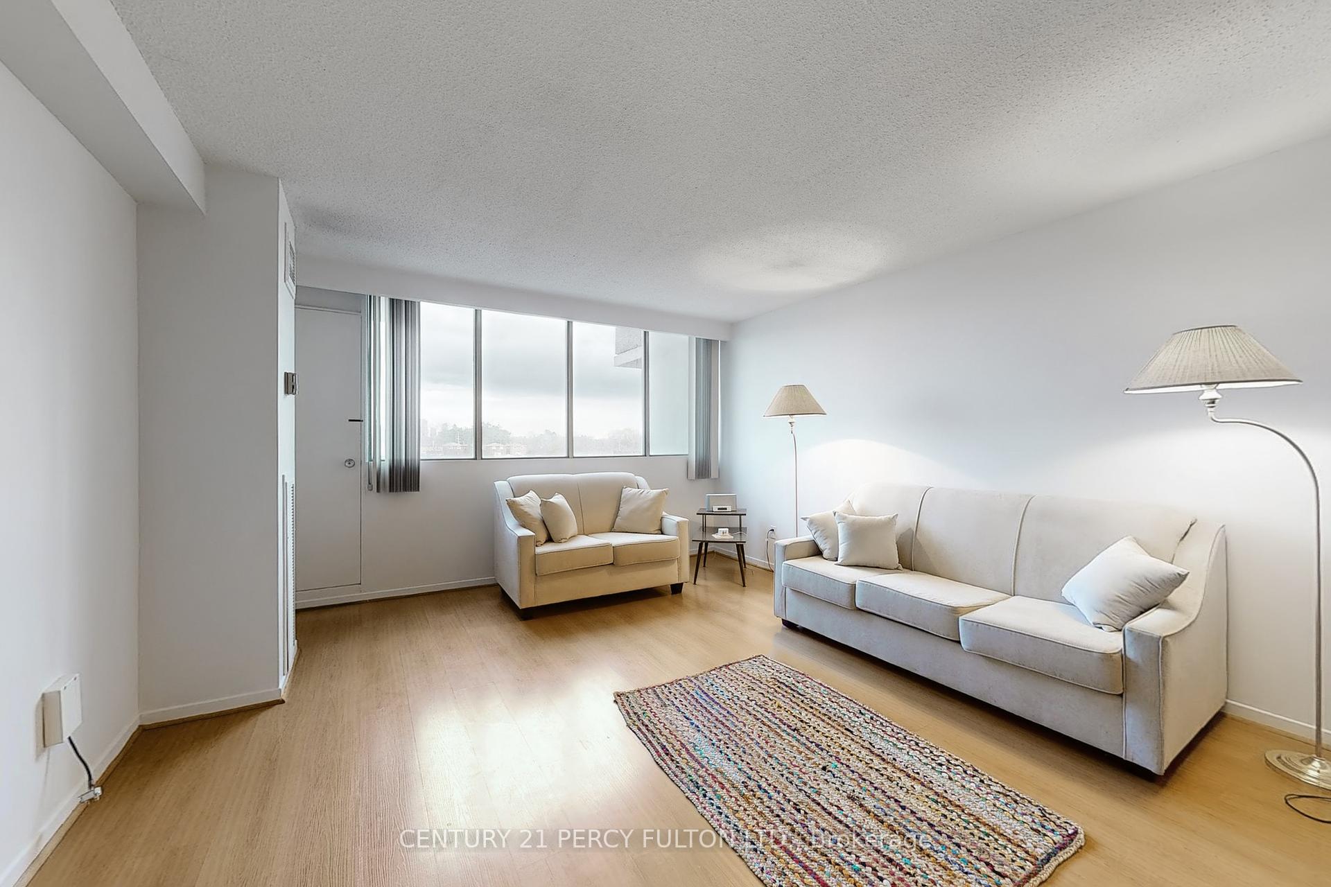 1 Bedroom Condo at 40 Bay Mills, Toronto For sale